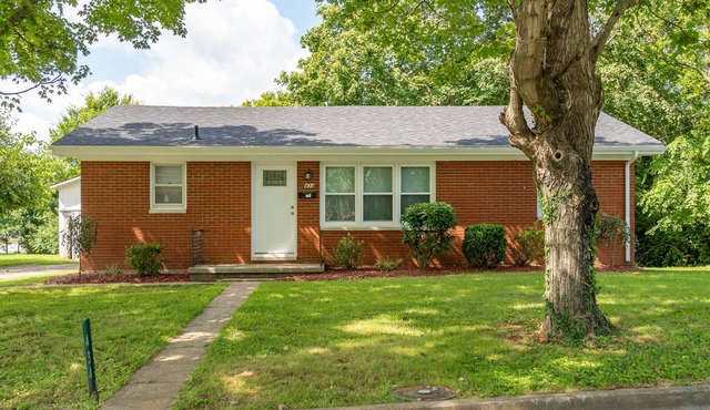 Centrally Located 3 bed 1 bath