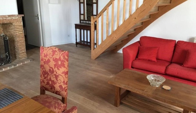 Centrally located apartment in one of the oldest buildings in Chalus.