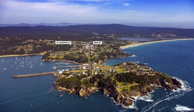 Centrally located & Clean - 4 Bedrooms 5 beds!