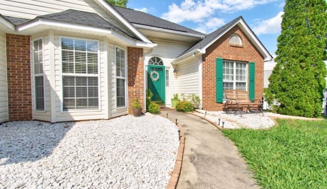 Centrally-located Cozy & Relaxing Charlotte Ranch
