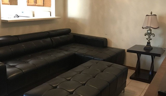 Centrally Located Cozy Guest House is close to Medical Center and Mexico Border