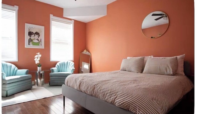 Centrally located duplex in vibrant St. Louis