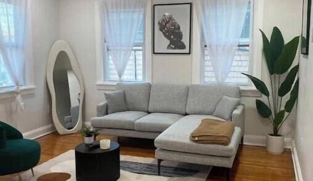 Centrally Located: Easy NYC & NJ Access