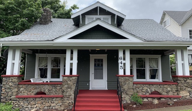 Centrally located for all your activities!