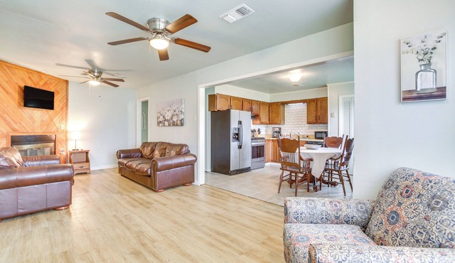 Centrally Located Gonzales Home w/Yard!