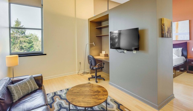 Centrally Located Harrisburg Studio Near Downtown!