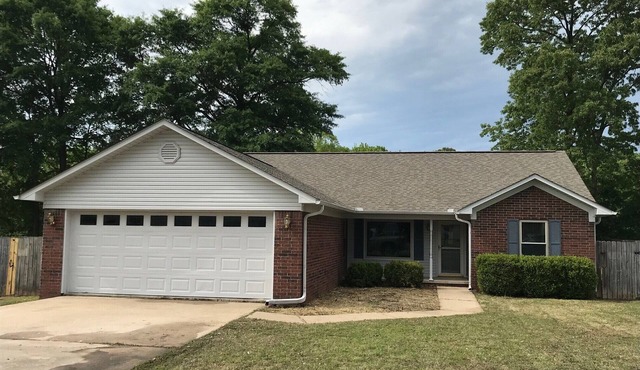 Centrally located in Cabot