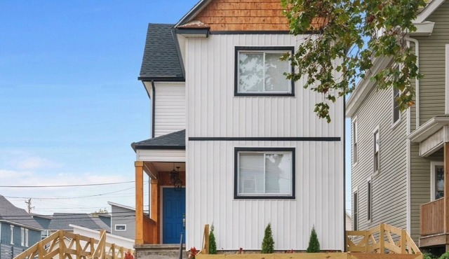 Centrally located, just minutes away from 4th St, Short North, DT and OSU!