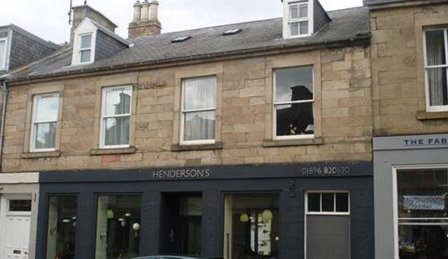 Centrally Located Little Flat, Full Of Character InThe Border Town Of Melrose.