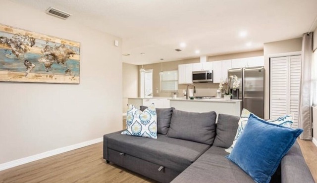 Centrally located Midtown 3 bedroom House