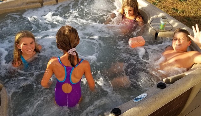 Centrally located, Modern Home, New Mattresses 2020