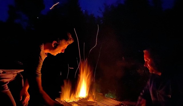 Centrally located private camp with fire-pit (pet friendly)