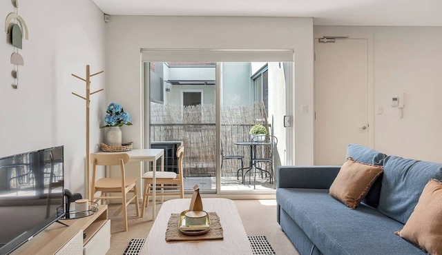 Centrally Located Pyrmont Paradise with Patio