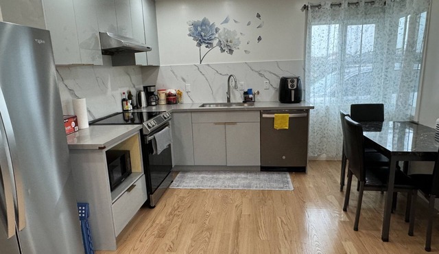 Centrally located San Gabriel Valley - snowboard/surf on the same day.