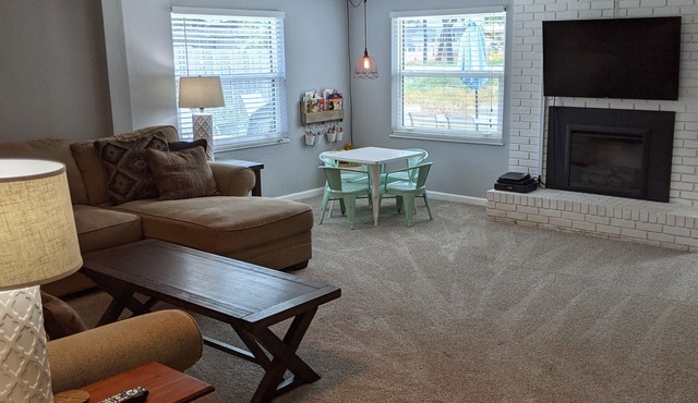 Centrally Located, Sarasota Home Close To Amish Community