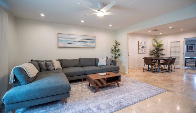 Centrally Located Scottsdale home!