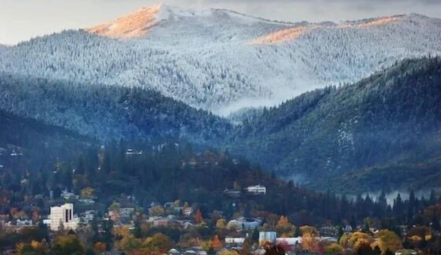 Centrally located Siskiyou mountain house studio