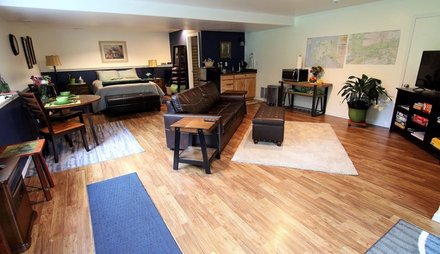 Centrally located studio