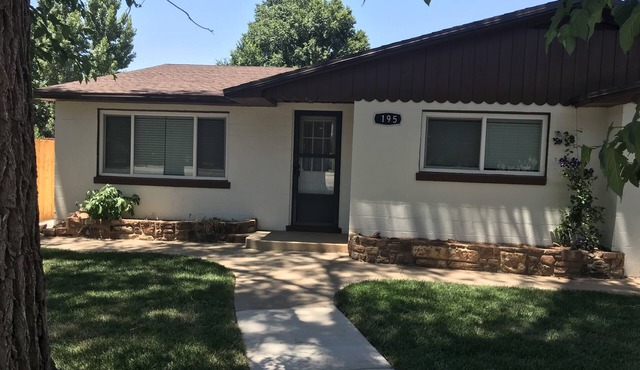 Centrally located to southern Utah and northern Arizona parks and trails.