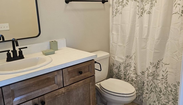 Centrally Located Charming 3 Bed 2.5 Bath Townhome with King Bed