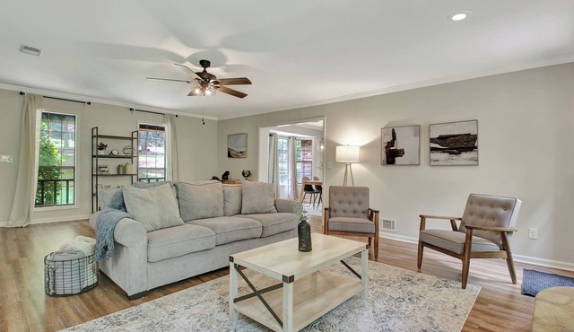 Centrally located 3bd/2ban