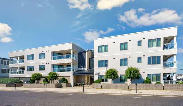 CENTRALLY located in Stone Harbor across the street from the beach and 1 block to downtown shopping, restaurants and entertainment.