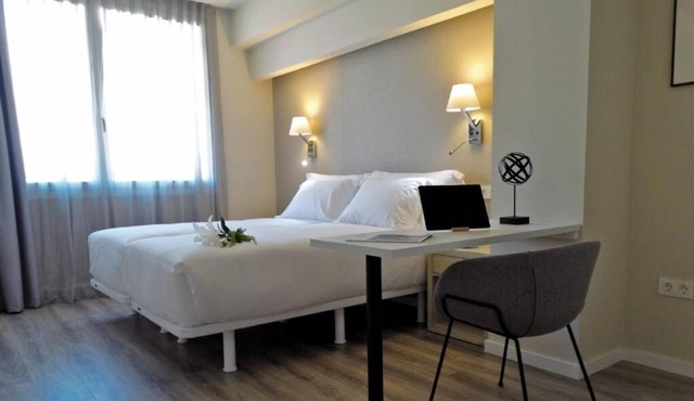 Centrally Located w/Everything You Need for a Perfect Bilbao Stay | 3 Units