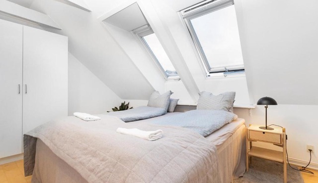 Centralt Byliv - 2 Soveværelser med plads til 6