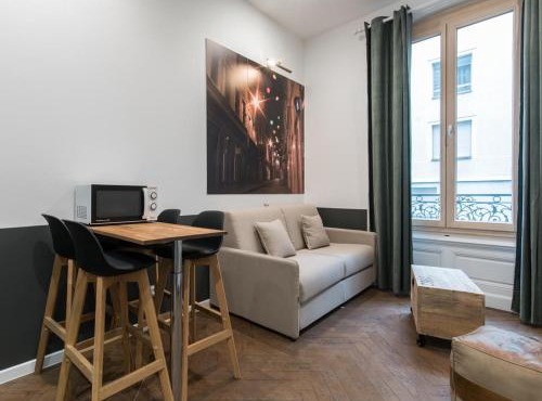 Centre/Place Jaurès * Studios MyCityHome * Mezzanine