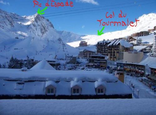 Centre village ; Vue imprenable