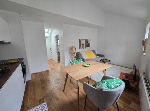 Centre ville Appart T2, 2 à 4 pers, immeuble de caractère