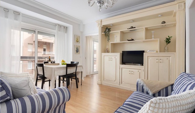 CENTRIC APARTMENT IN BARCELONA