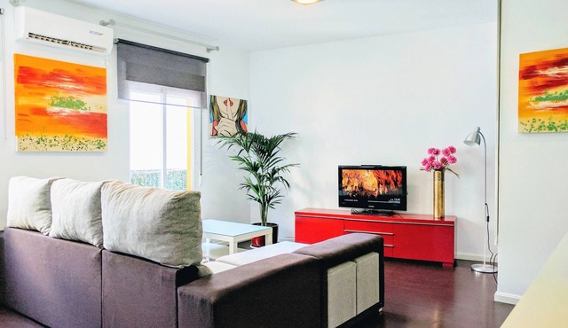 CENTRIC, QUIET AND REFORMED. WITH TERRACE