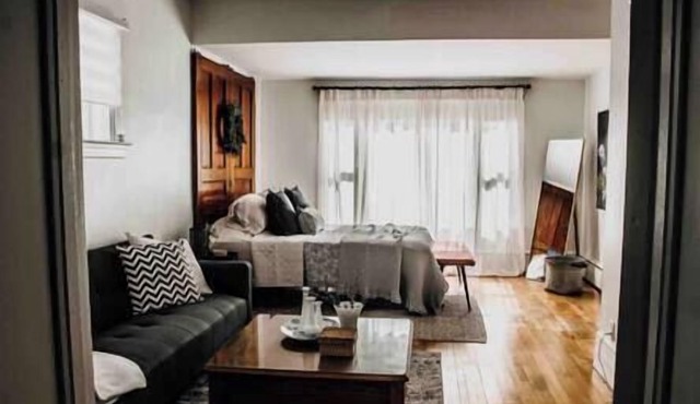 Century charm 1, near downtown and hospital