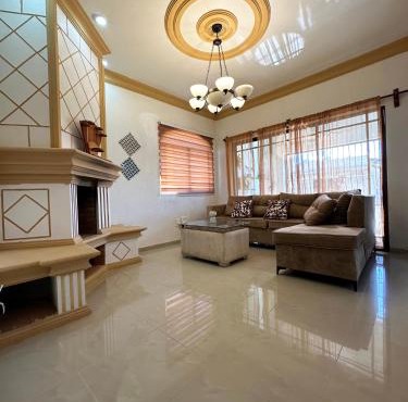 Cerca del divino niño I WiFi I TV