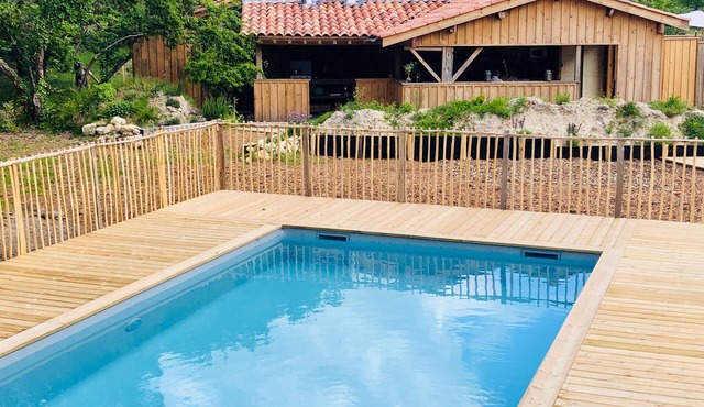 CERCINS HOLIDAYS 12 PEOPLE