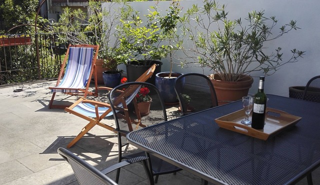 Ceret - 3 bed, historic town house with an artistic past