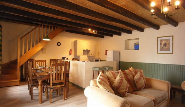 Cerise, family 3 bedroom cottage