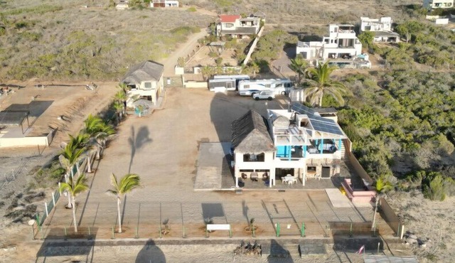 Cerritos Beach Palace 3 Suites