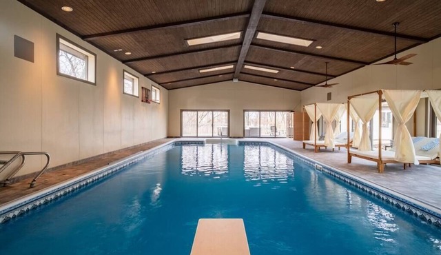 Cerro Vista Estate/Indoor Pool/Hot Tub/Game Room