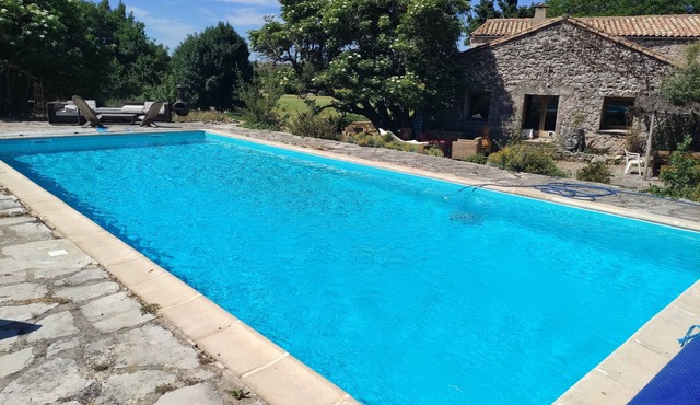 Cévennes house with swimming pool for 12 people