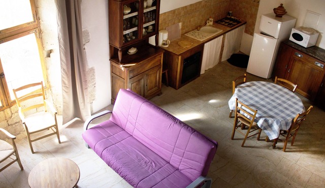 Château de Latour, Calm and Nature (Renaissance)