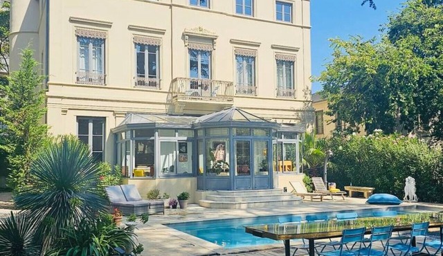 Château GRANDCLEMENT Lyon Villeurbanne Suite JACOBINS 8 pers