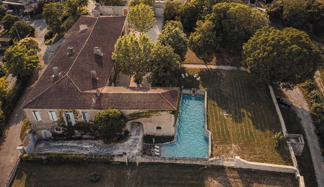 Château Monluc -360° views, XL pool, cinema room, kids room & ping-pong