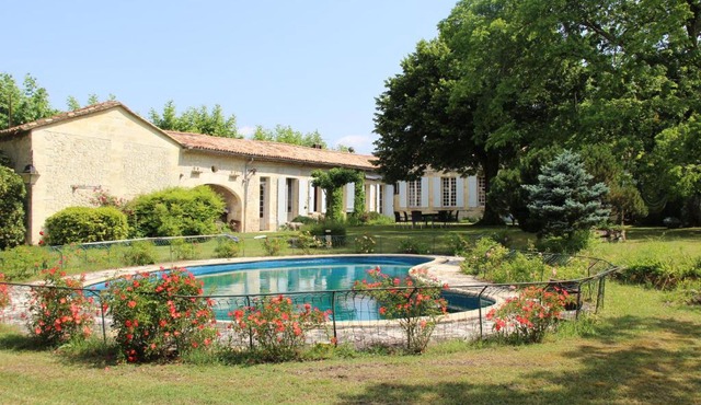 Château Rosemont - Grande maison familiale campagne dans le Médoc avec piscine et tennis à 15 mn Bordeaux