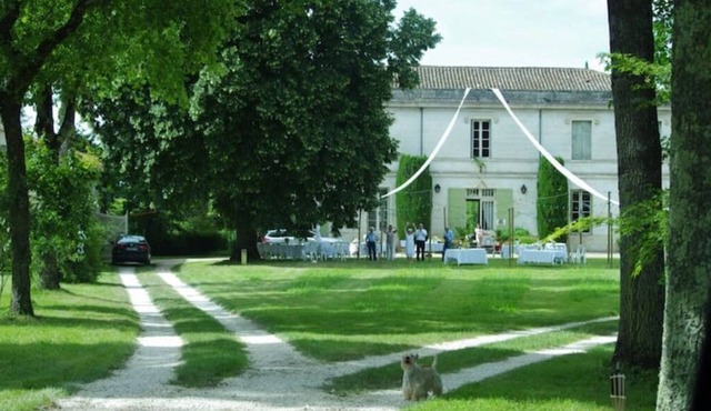 Château Tout Confort Surplombant la Dordogne