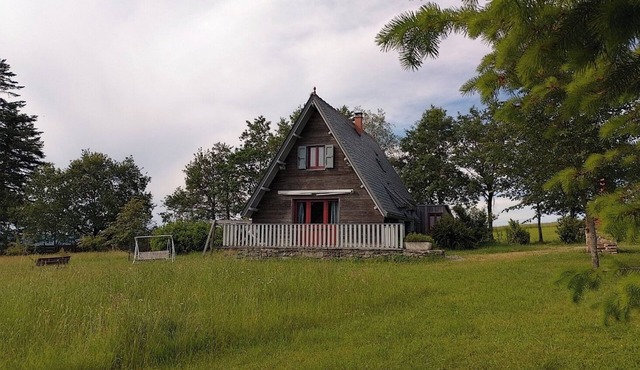 Châlets du Puy des Fourches in Marcolès