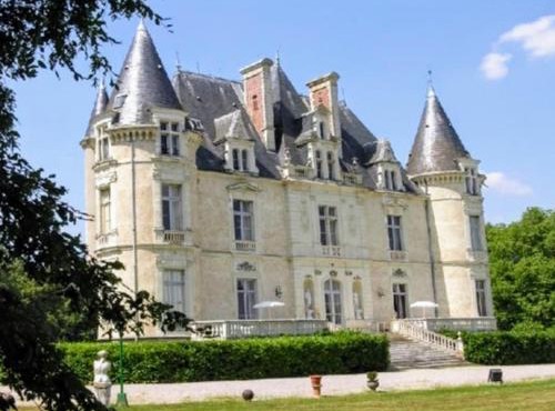Château de Beauchamp en Sarthe
