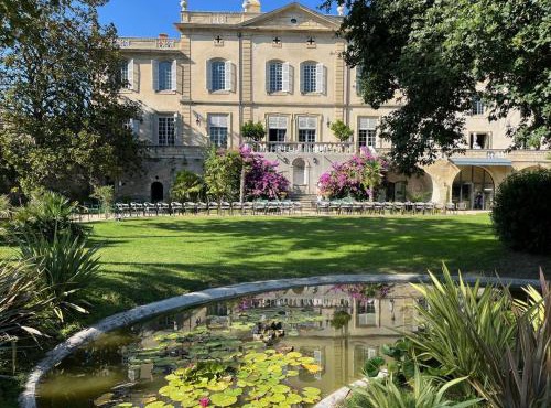 Château de Collias - Maison de Vacances