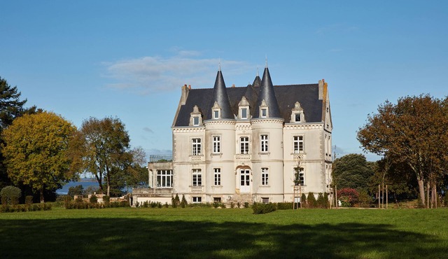 Château de Kergeorget, Golfe du Morbihan view, 15 people